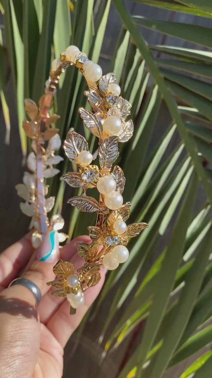 Glamour’s Gold Headband